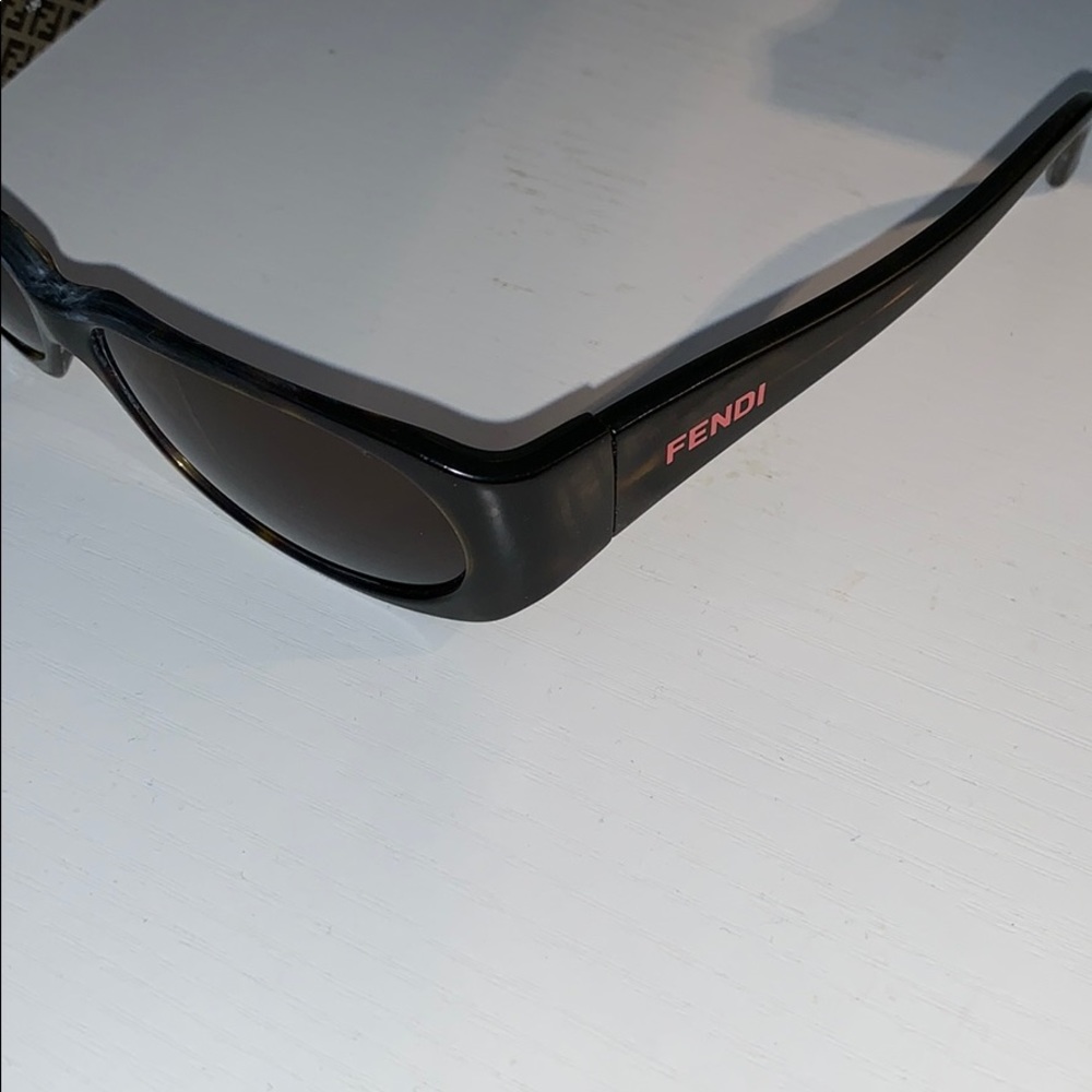 Fendi Sunglasses FS303 214 130